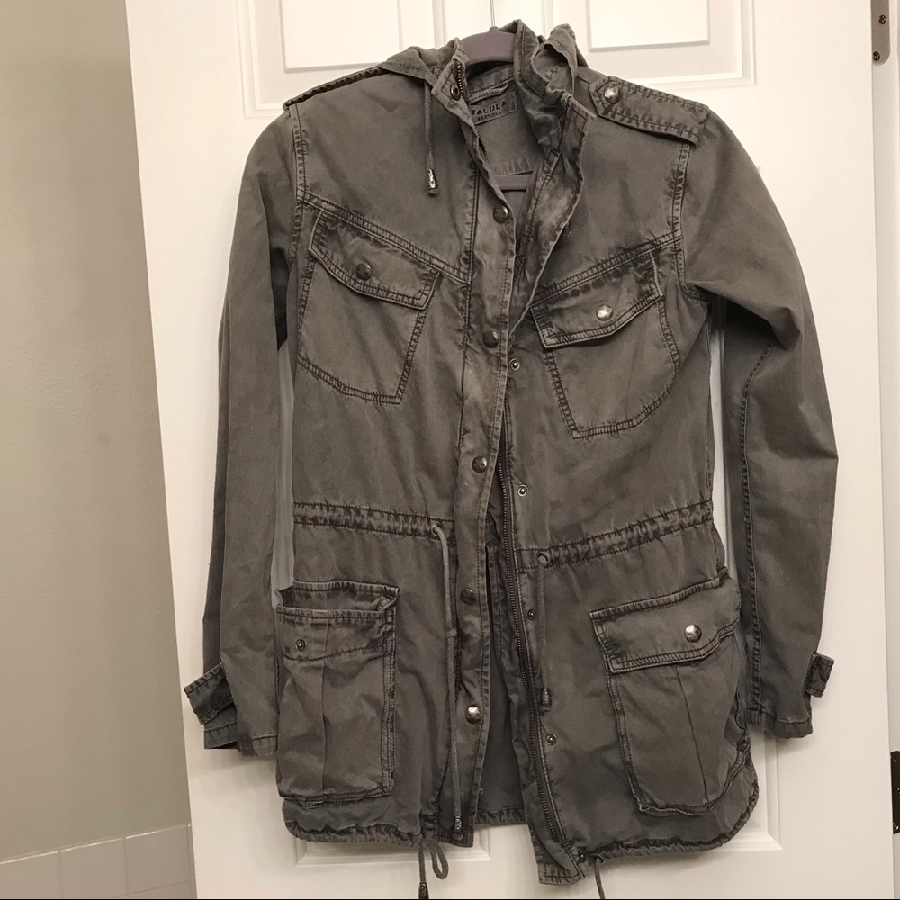 Aritzia trench coat
